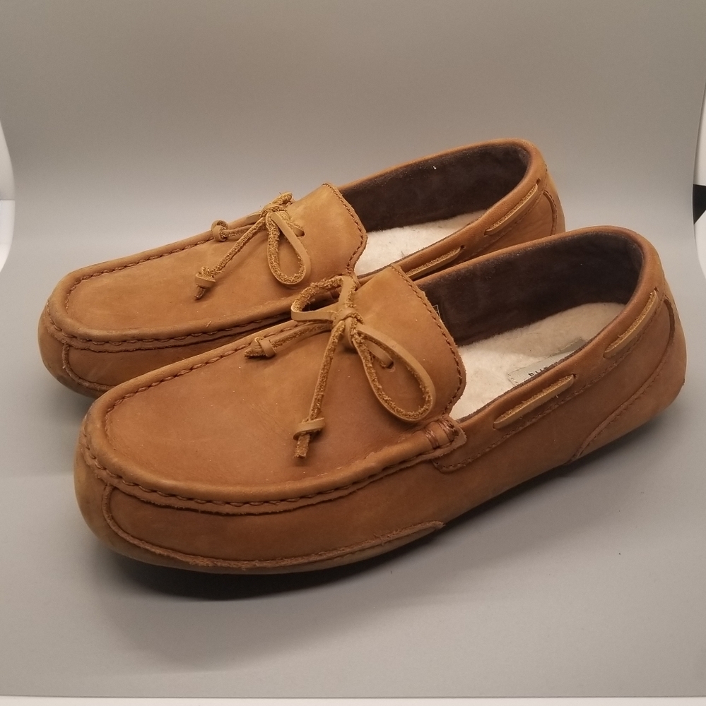 UGG Australia Women's 8.5/ Men's 7 Chester Driving Loafer Leather Shoes